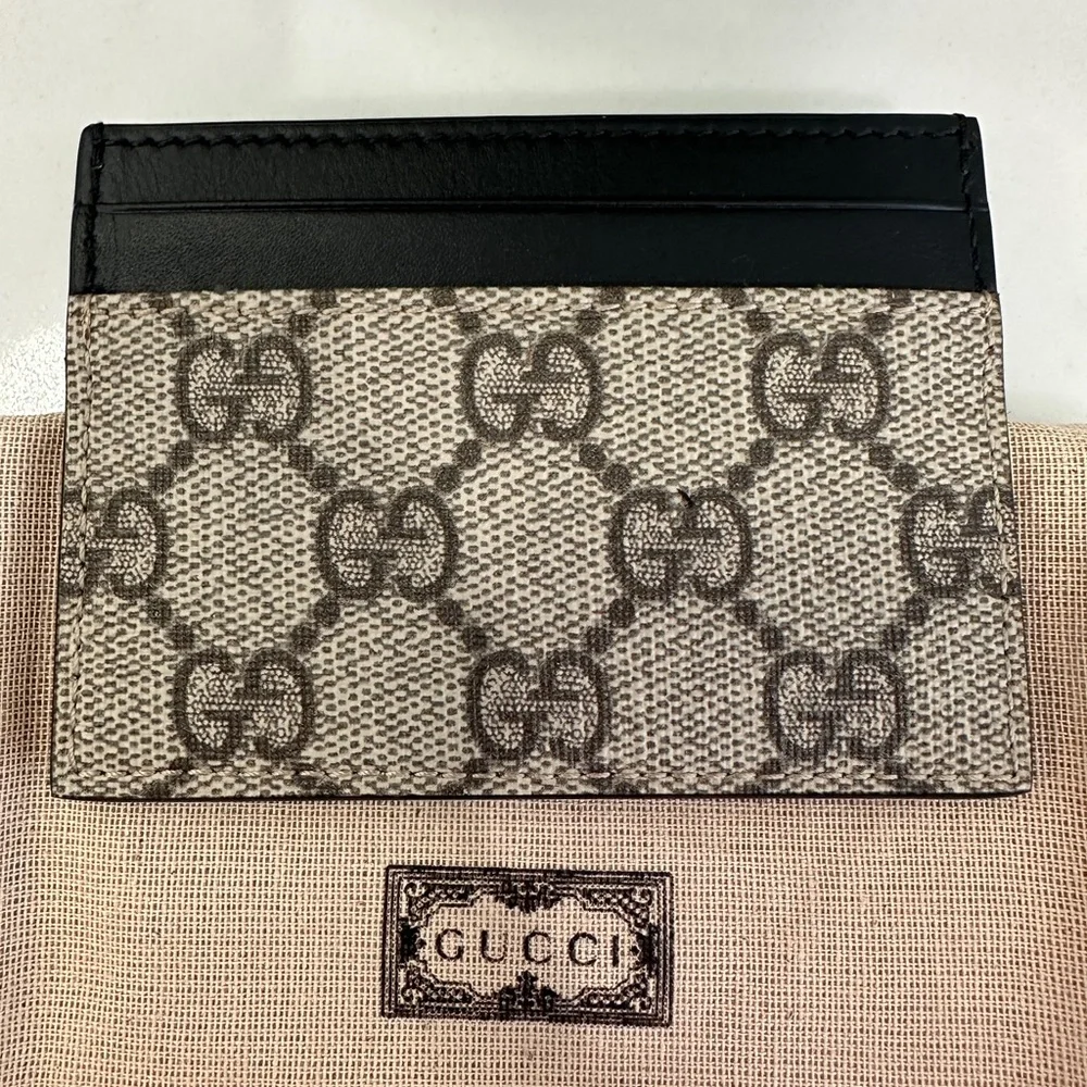 Never used Gucci Beige Brown GG Canvas Card Holder with Black Leather Trim - Picture 4 of 5